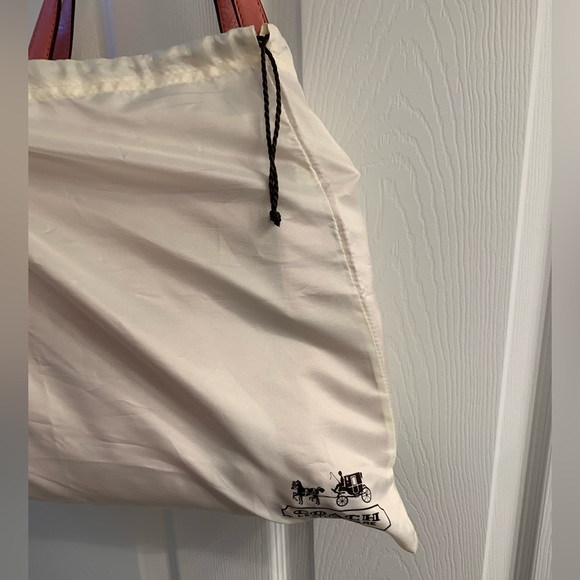 COACH limited edition handbag - Picture 10 of 10